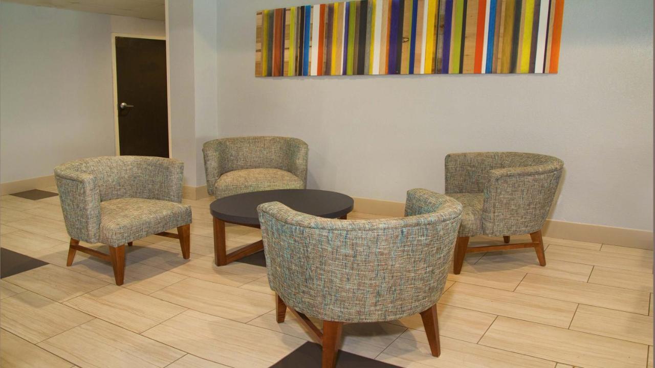 Holiday Inn Express Hotel & Suites Port Charlotte Exteriör bild